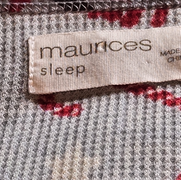 Ladies size large sleep top - Picture 3 of 8